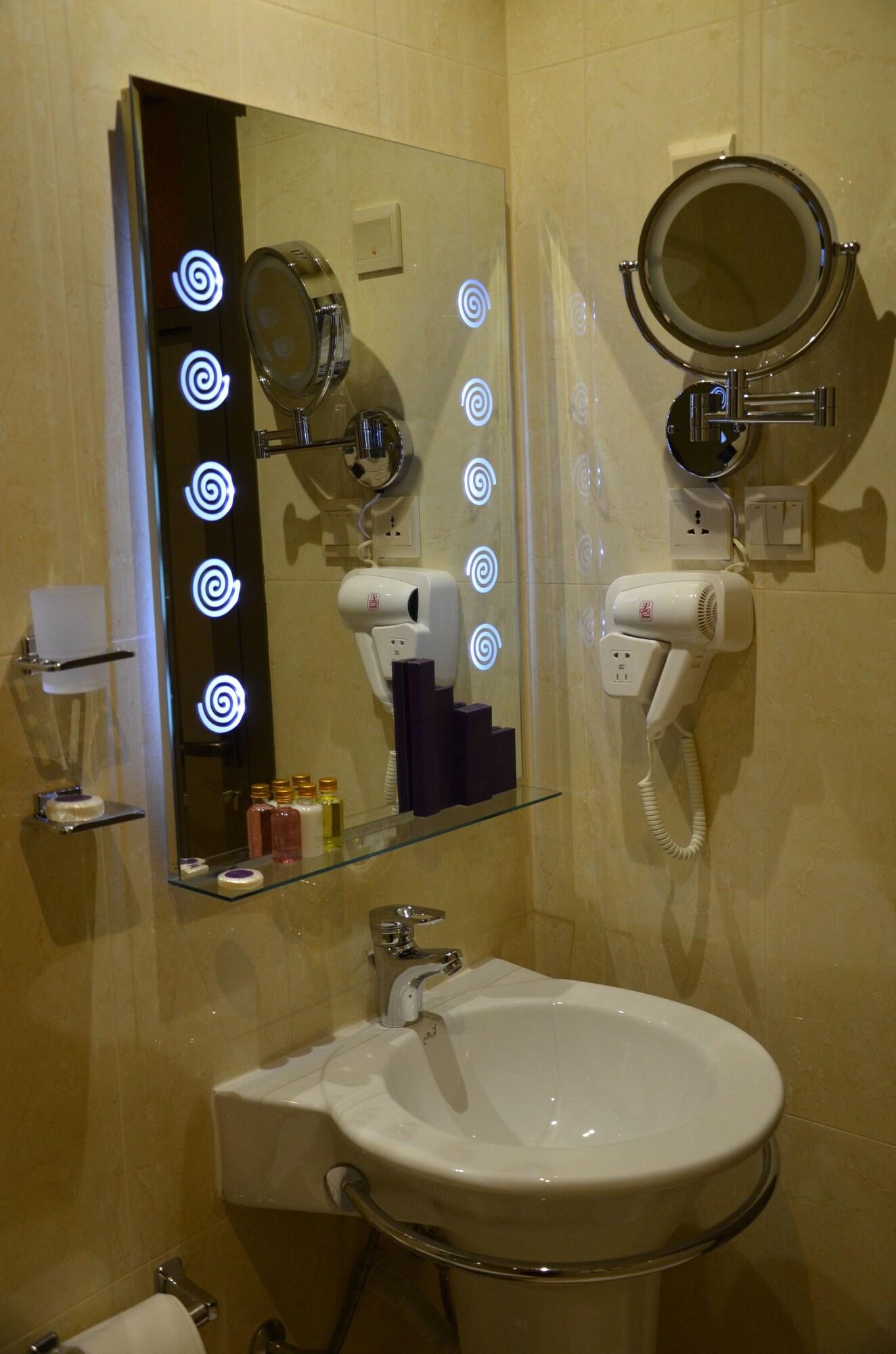 Lavona Hotel Jubail Exterior photo