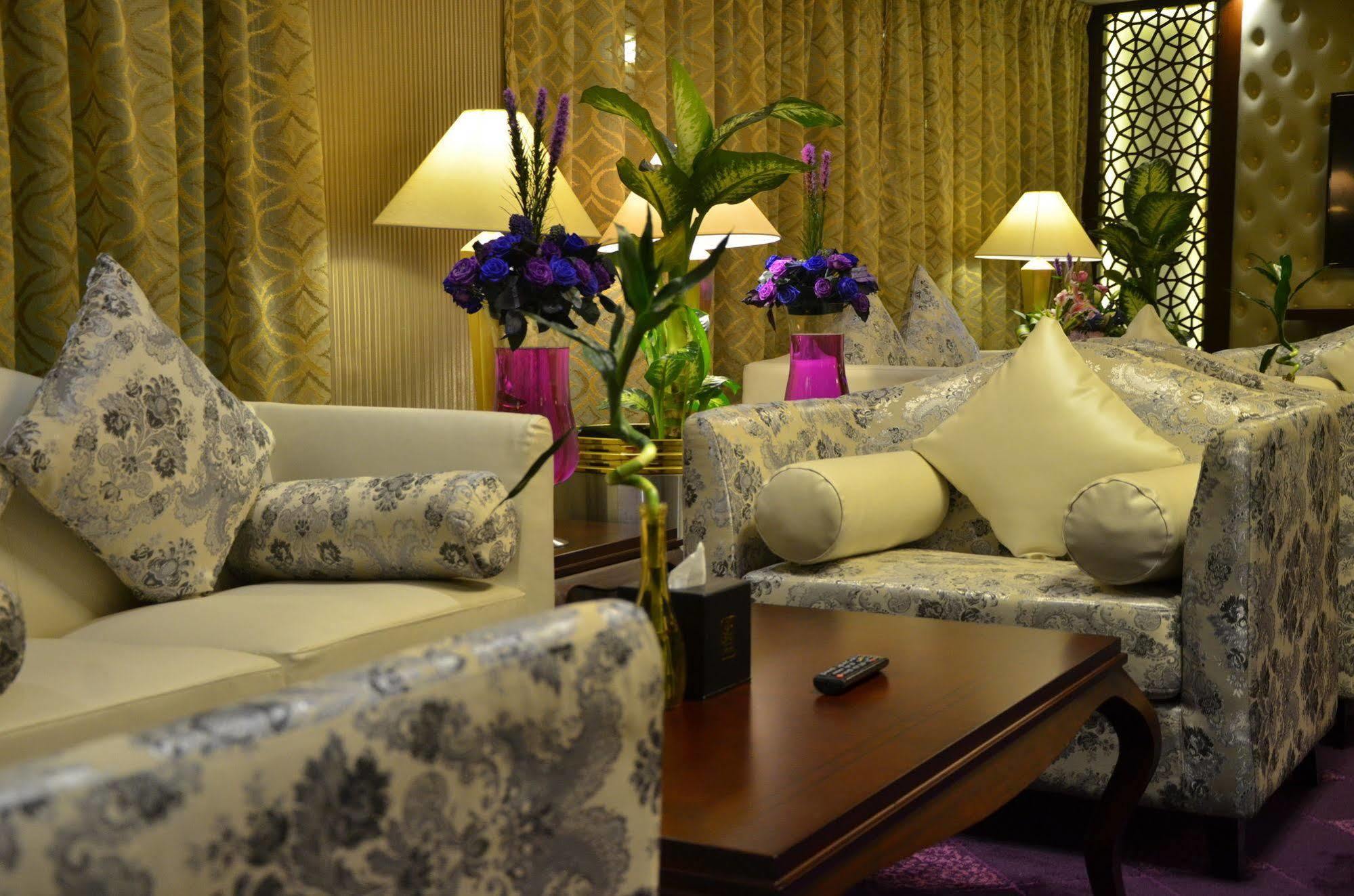 Lavona Hotel Jubail Exterior photo