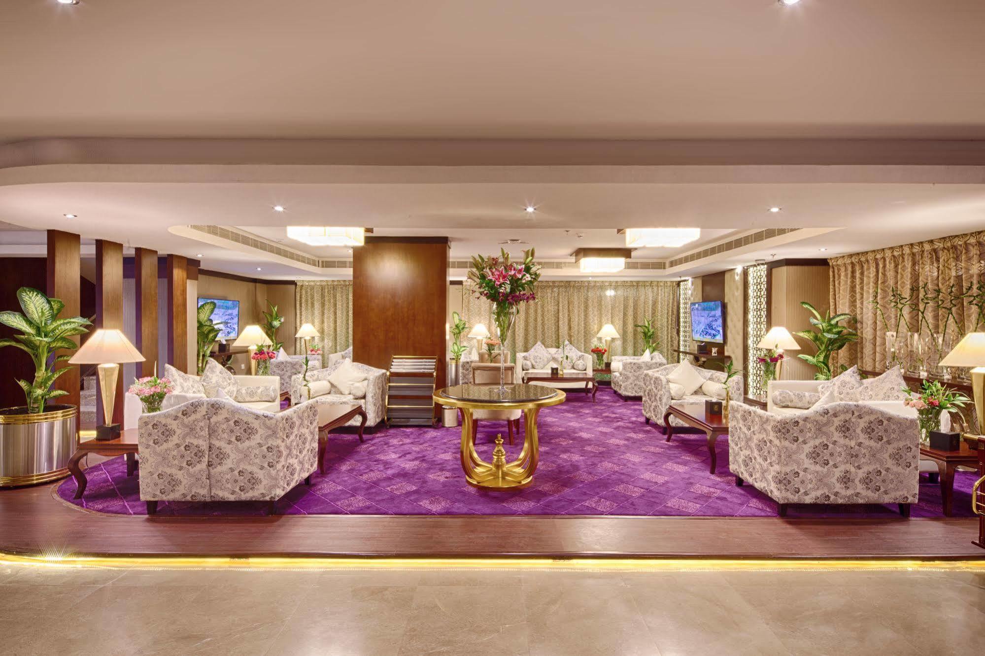 Lavona Hotel Jubail Exterior photo