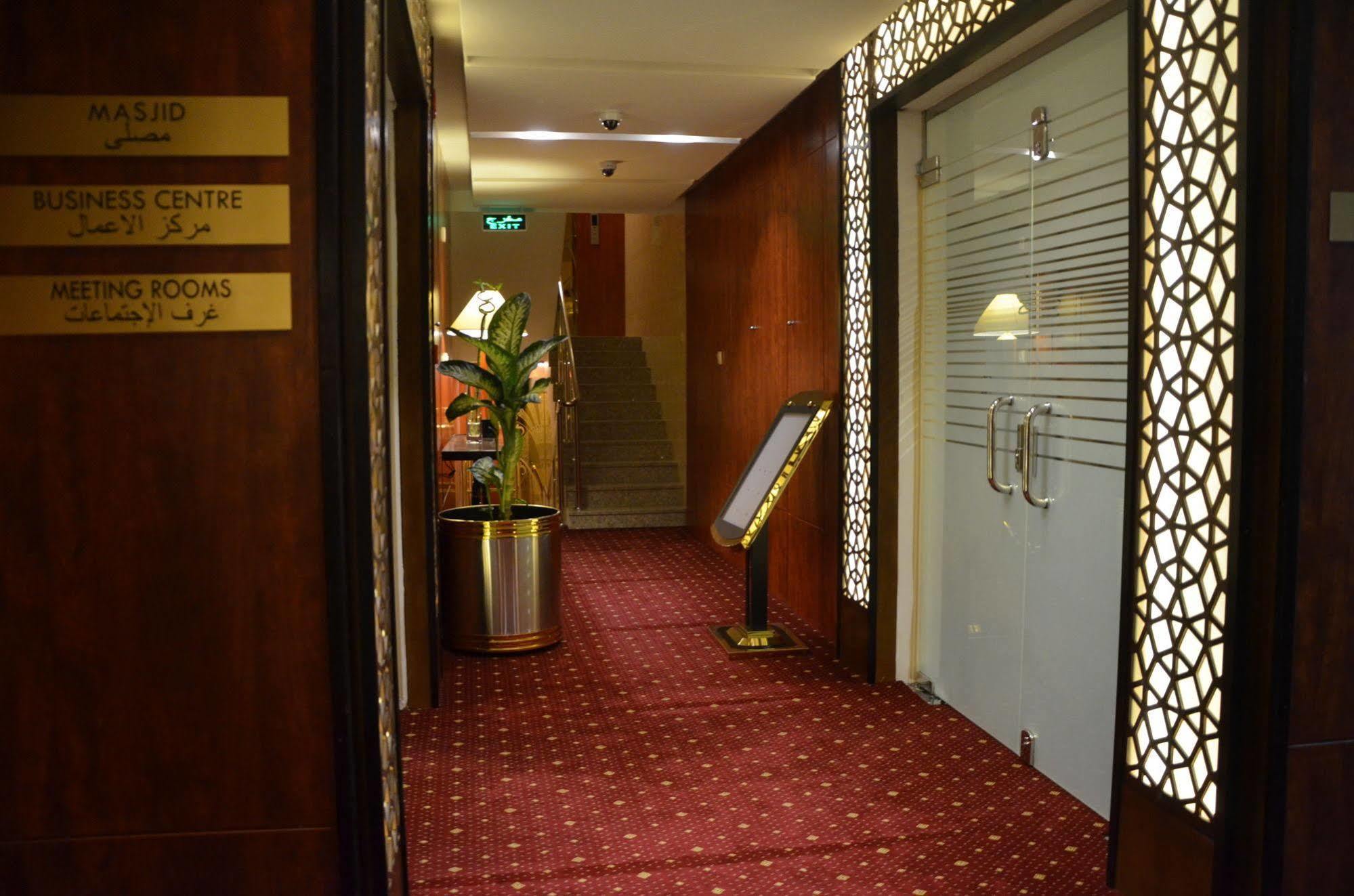 Lavona Hotel Jubail Exterior photo