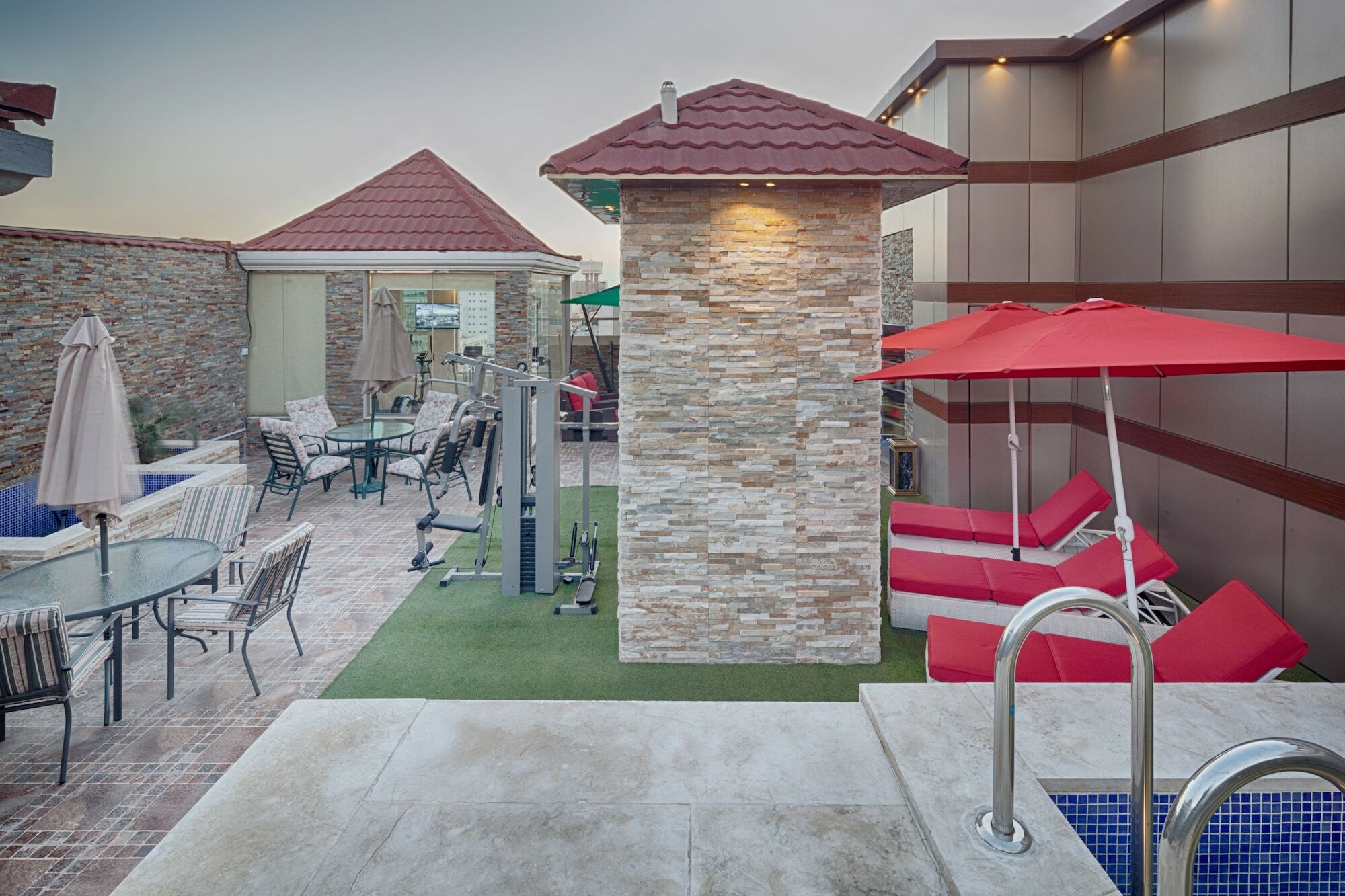 Lavona Hotel Jubail Exterior photo